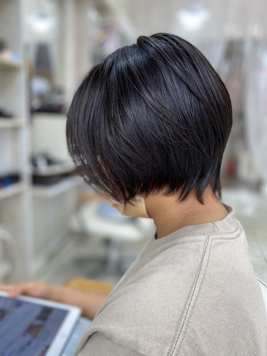 沖縄 那覇の縮毛矯正は専門美容室ヘアアクト